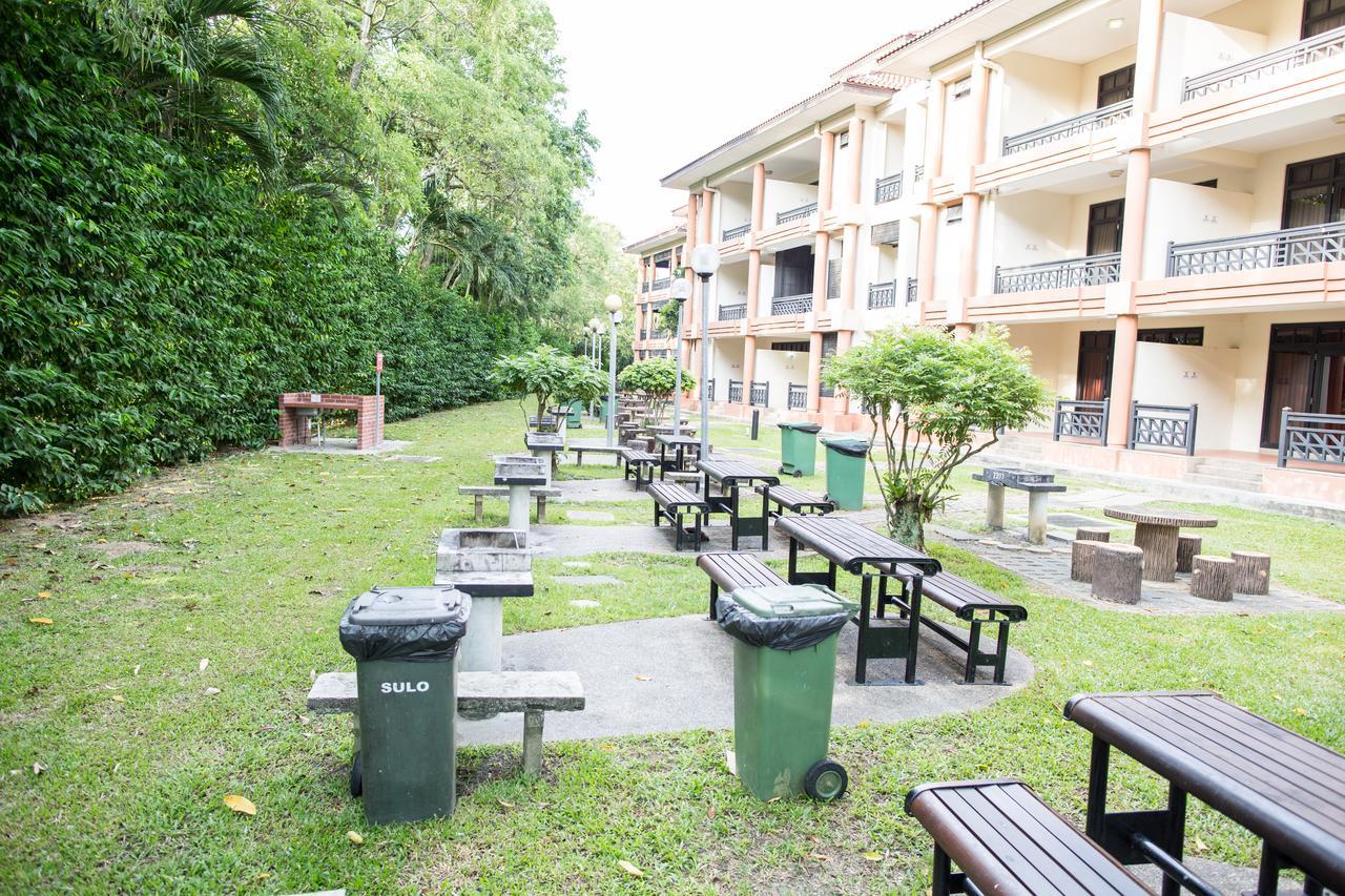 Aranda Country Club Resor Singapore
